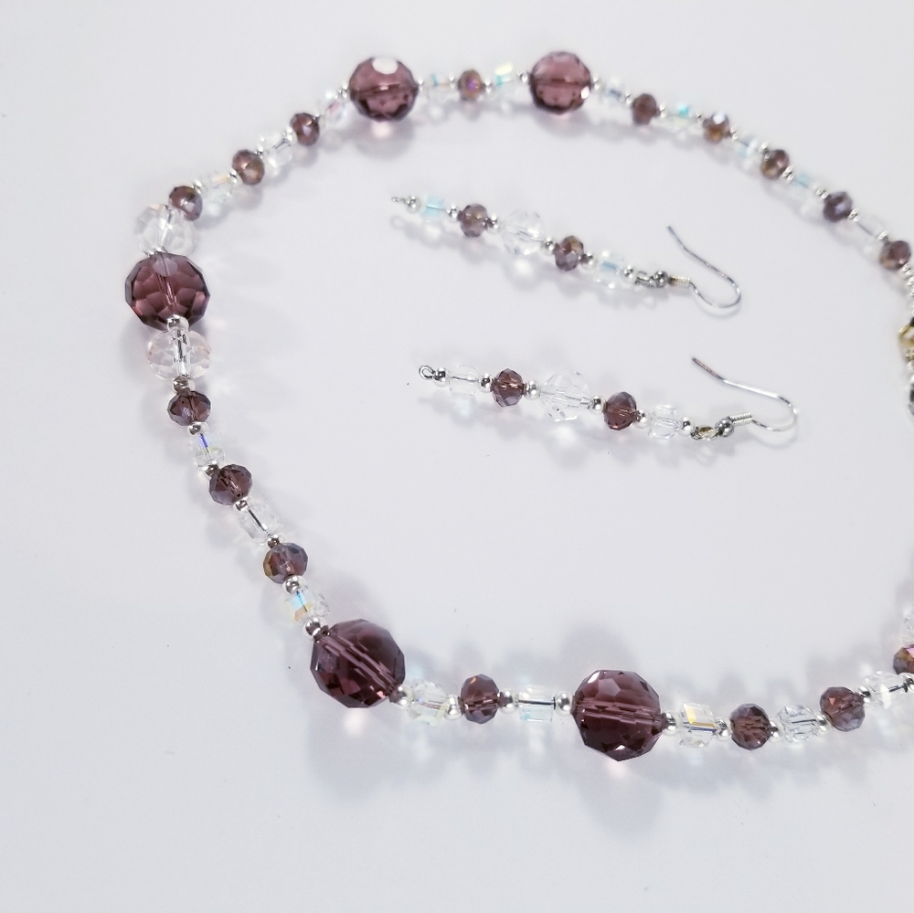 Pretty beaded necklace and earrings set